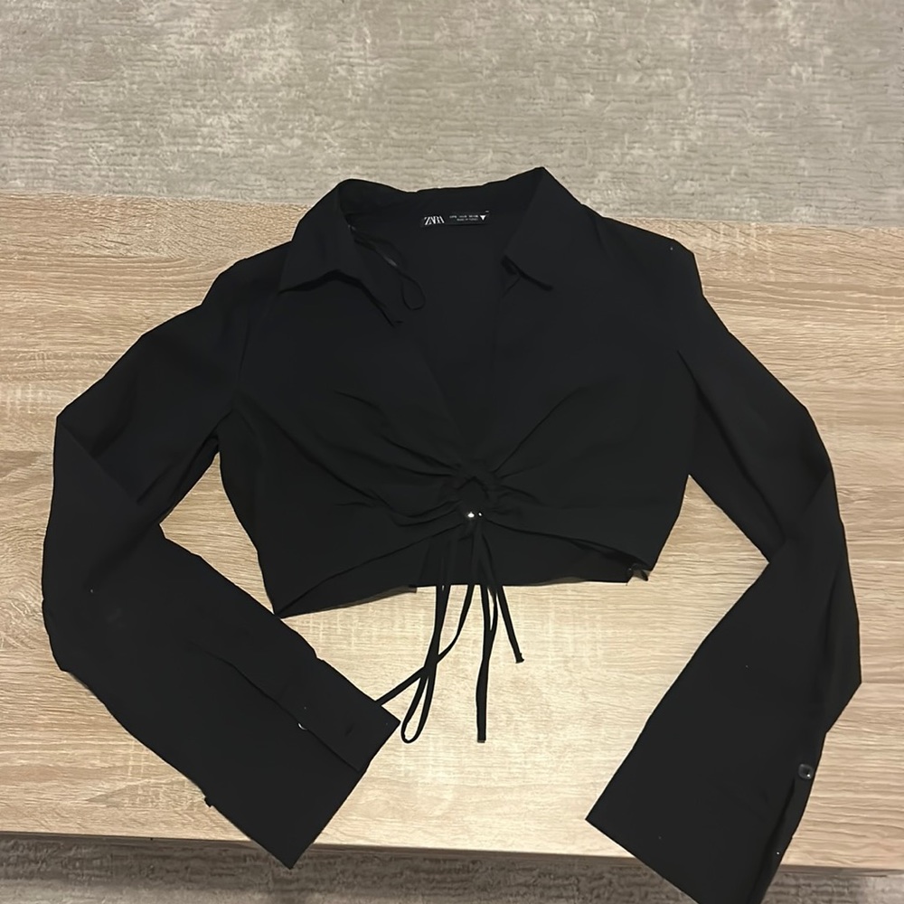Long sleeve crop top